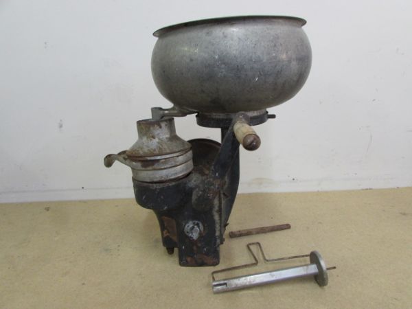 LARGE VINTAGE CREAM SEPARATOR