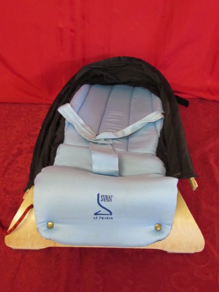 SVAN OF SWEDEN BABY BOUNCER