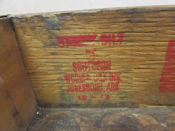 VINTAGE WOODEN PEPSI CRATE WITH DIVIDERS