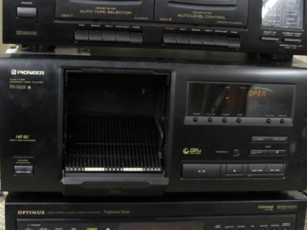 PIONEER 5.1 STEREO SURROUND SYSTEM WITH CD CHANGER, DUAL CASSETTE