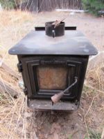 FREE STANDING WOOD STOVE