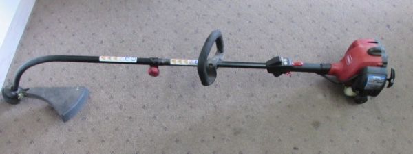TORO WEEDWACKER