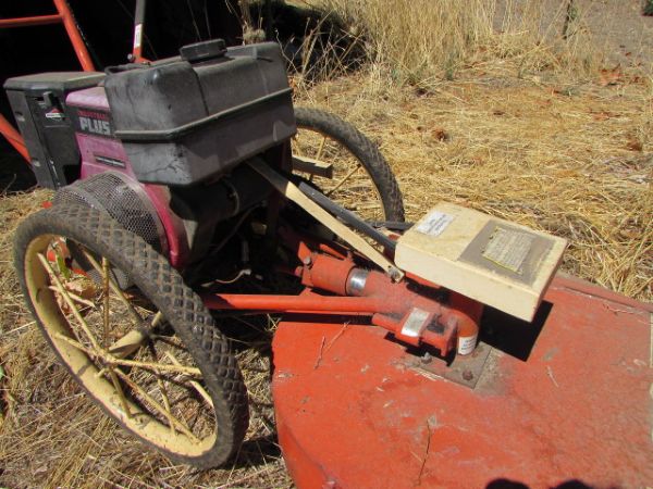DR FIELD & BRUSH MOWER