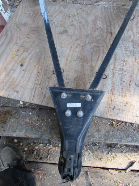 TRAILER HITCH TONGUE