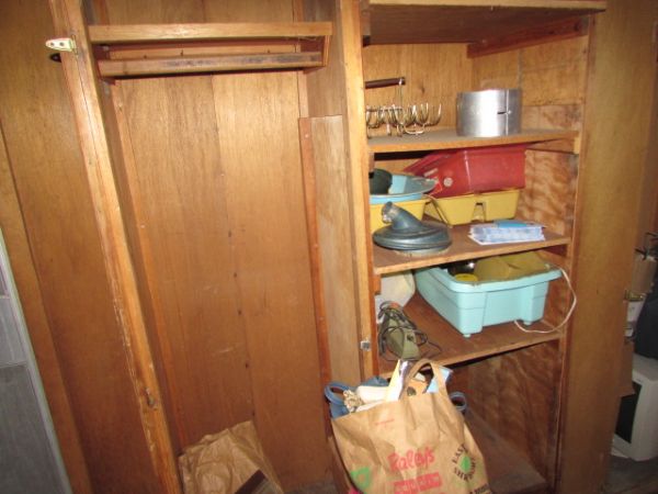VINTAGE 16 FOOT TRAVEL TRAILER