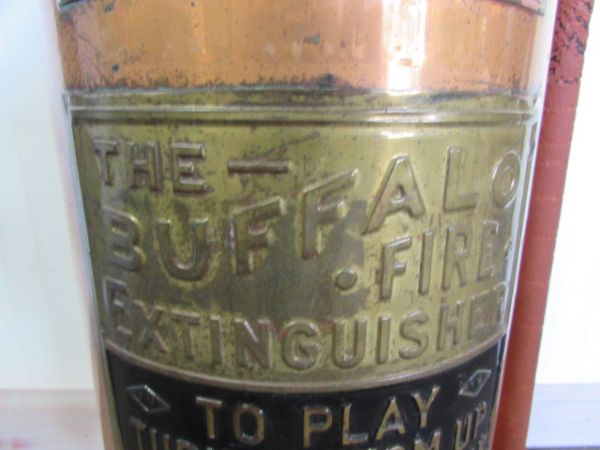 VINTAGE THE BUFFALO COPPER WITH BRASS PLATE FIRE EXTINGUISHER 
