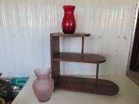 UNIQUE 3 LEVEL WOOD SHELF WITH TWO GLASS VASES