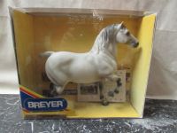 BREYER TRADITIONAL SIZE MODEL HORSE, PERCHERON STALLION