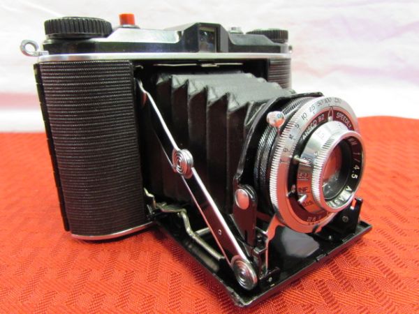 VINTAGE ANSCO B2 SPEEDEX CAMERA 