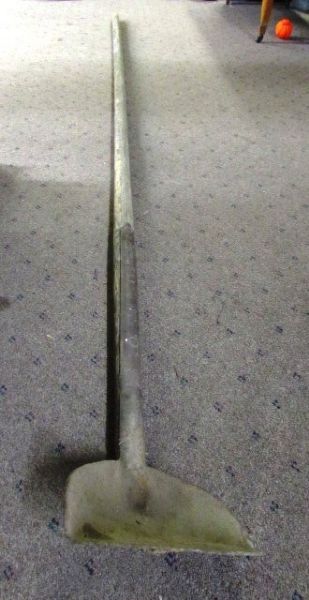 WHEN YOU REALLY NEED TO DIG DEEP ANTIQUE LONG HANDLED PEAVY SCOOP SHOVEL - OVER 9'