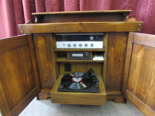 CABINET W/ STEREO/RECORD PLAYER POTENTIAL BUFFET 