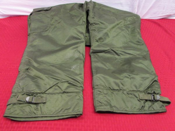 Lot Detail - MILITARY ISSUE EXTREME COLD WEATHER PANTS