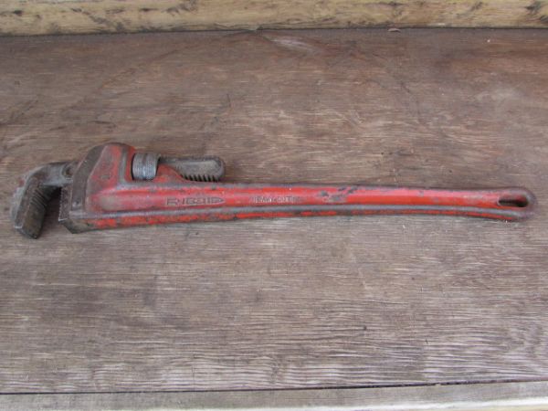 HEAVY DUTY 24 RIGID PIPE WRENCH