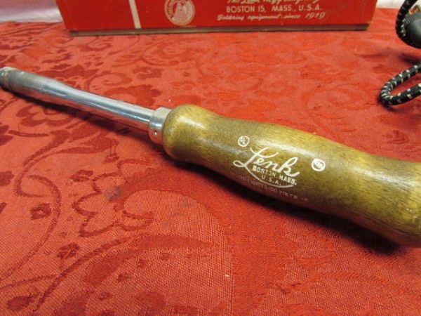 WORKING VINTAGE SOLDERING IRON, HAND DRILL & MINI PIPE WRENCH