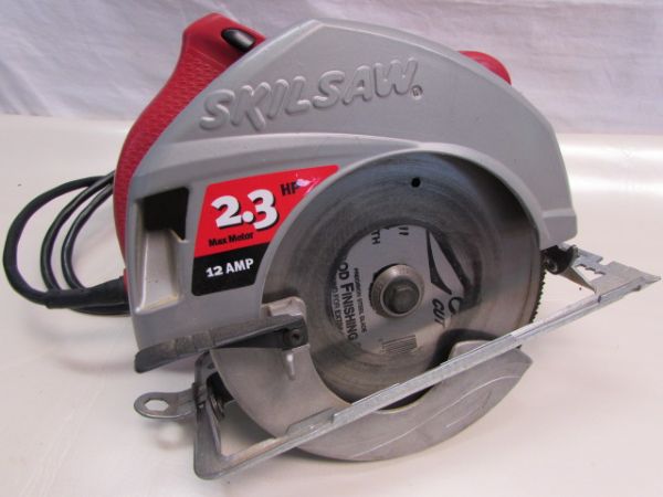 NICE  2.3 HP 7 1/4 SKILL SAW 5400 PLUS BLADES 