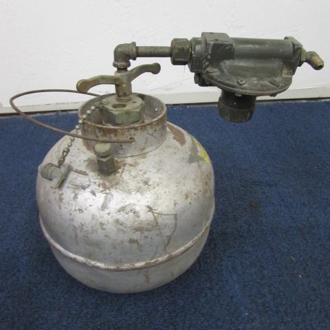 Lot Detail - A MANCHESTER TORCH & 10 POUND PROPANE TANK