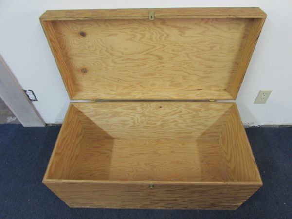 STURDY WOODEN STORAGE BOX WITH HINGED LID