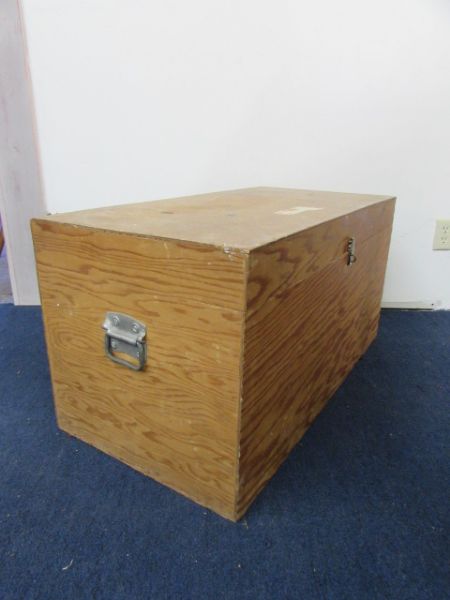 STURDY WOODEN STORAGE BOX WITH HINGED LID