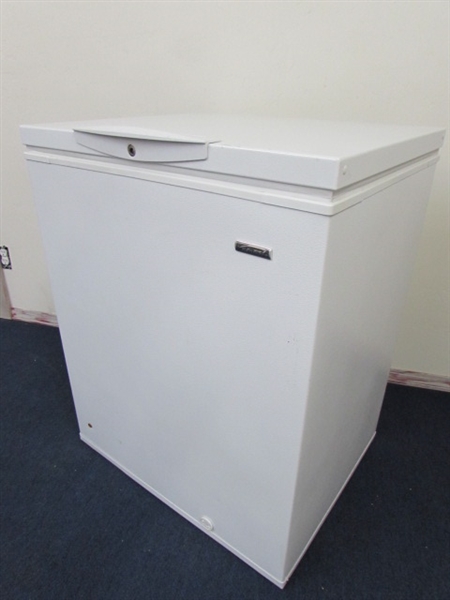 VERY NICE HEAVY DUTY KENMORE CHEST FREEZER 