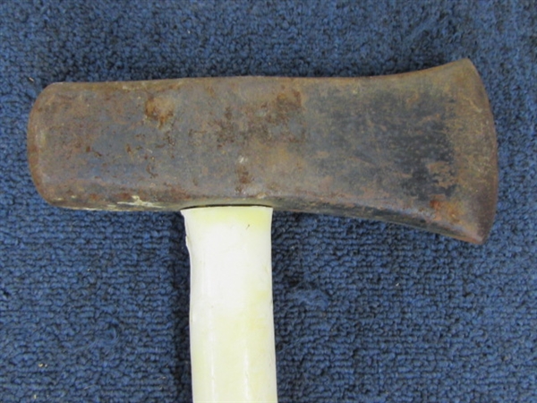 HEAVY DUTY TOOLS - MAUL & SLEDGE HAMMER 