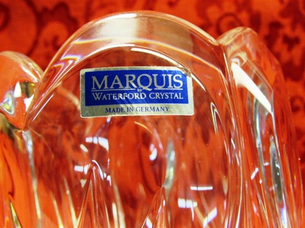 LUXURIOUS MARQUIS WATERFORD LEAD CRYSTAL VASE