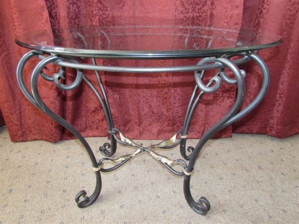 ELEGANT WROUGHT IRON END TABLE WITH BEVELED GLASS TOP