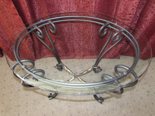 ELEGANT WROUGHT IRON END TABLE WITH BEVELED GLASS TOP