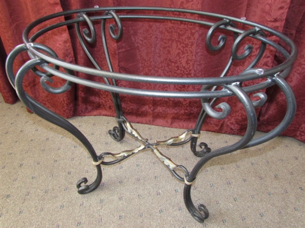 ELEGANT WROUGHT IRON END TABLE WITH BEVELED GLASS TOP