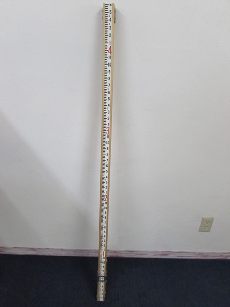 VINTAGE 8' DAVID WHITE SURVEYORS STICK 
