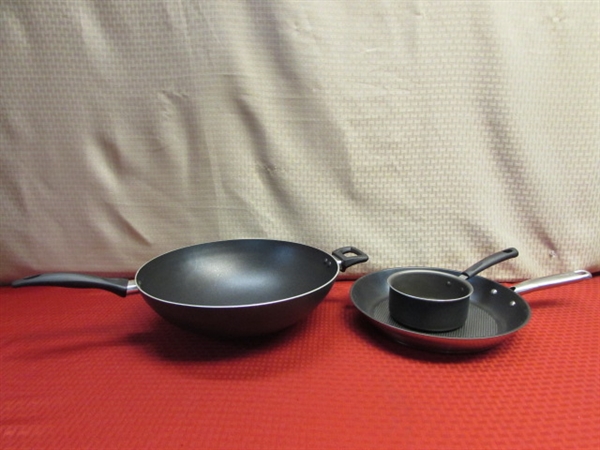 LARGE T-FAL WOK & FRY PAN & NON STICK SAUCE PAN 