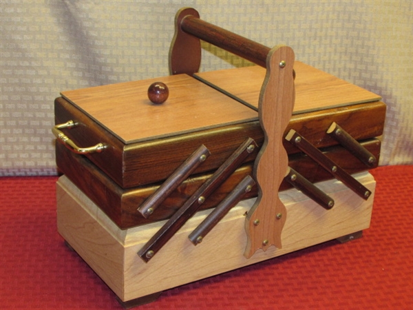 BEAUTIFUL WOODEN SEWING BOX FULL OF GOODIES-SCISSORS, BUTTONS, BUTTONEER, PINS & NEEDLES & MORE