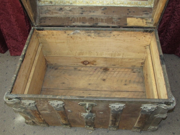 AMAZING ANTIQUE WOOD & METAL CAMEL/DOME TOP STEAMER TRUNK