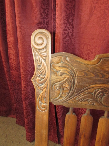  LOVELY ANTIQUE BENTWOOD SOLID OAK ROCKING CHAIR