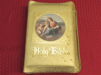 LEATHER BOUND FAMILY ROSARY COMMEMORATIVE EDITION CATHOLIC BIBLE ISSUED IN 1953