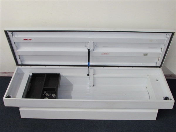 METAL DELTA TOOL BOX FITS IN YOUR PICKUP TRUCK BED