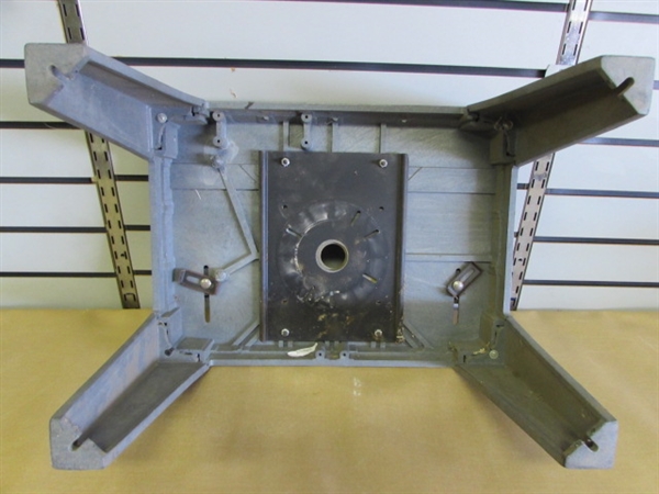 Lot Detail - HIRSH ROUTER & SABRE SAW TABLE