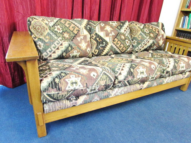 Lot Detail MATCHING HIGH QUALITY FLEXSTEEL MISSION STYLE OAK SOFA