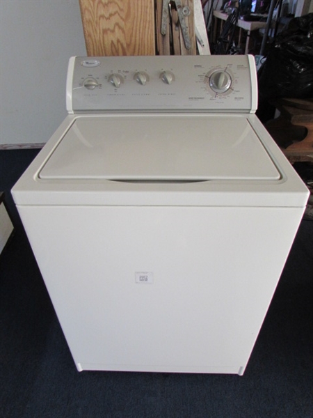 WHIRLPOOL ULTIMATE CARE II WASHING MACHINE