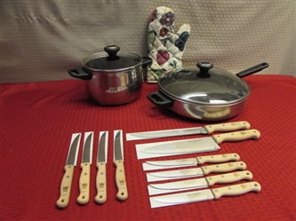 NEW STAINLESS STEEL KNIFE SET WITH WOOD BLOCK, TWO 18/10 SS IMPACT BASE LIDDED PANS & OVEN MITT