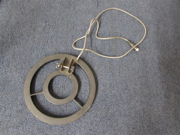 RADIO SHACK DISCOVERY 3000 METAL DETECTOR