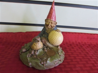 FOR THE GOLFER, COLLECTIBLE TOM CLARK "BIRDIE" GOLFING GNOME WITH CHICKADEE