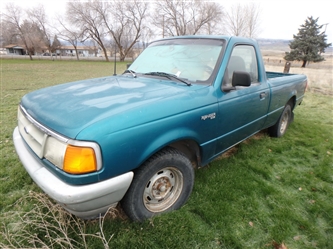 1996 FORD RANGER XL 5-SPEED PICK-UP