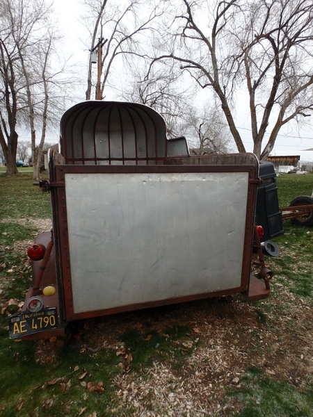 STEAMPUNK STYLE HORSE TRAILER - SINGLE AXLE