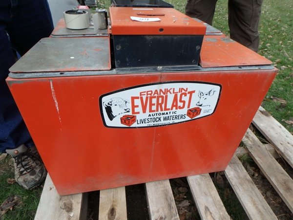 2nd FRANKLIN EVERLAST AUTOMATIC LIVESTOCK WATERER