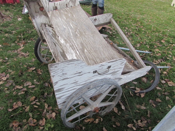 SMALL WOODEN PROJECT CART