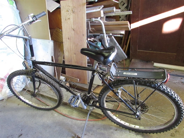 VINTAGE SCHWINN HIGH SIERRA 15-SPEED MOUNTAIN BIKE