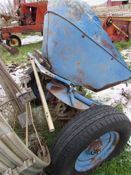 VINTAGE TWIN PADDLE BROAD FERTILIZER SPREADER
