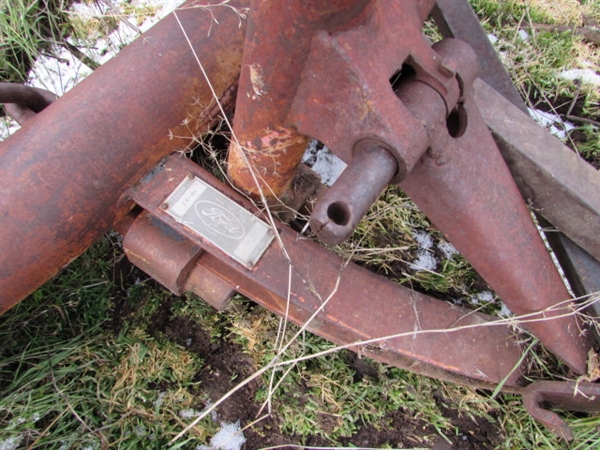 FORD SICKLE MOWER 6' BLADE WITH 3-POINT HITCH