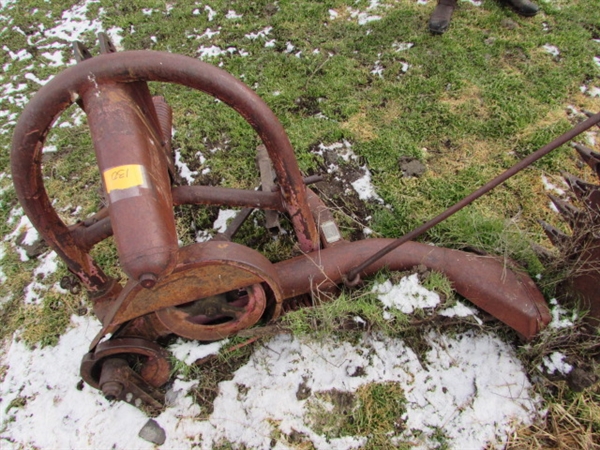 FORD SICKLE MOWER 6' BLADE WITH 3-POINT HITCH