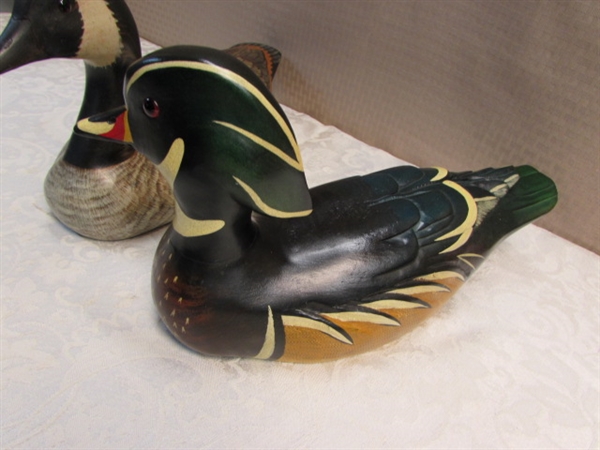 COLLECTIBLE DUCK DECOY